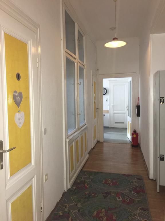 Chichilli Hostel Vídeň Exteriér fotografie