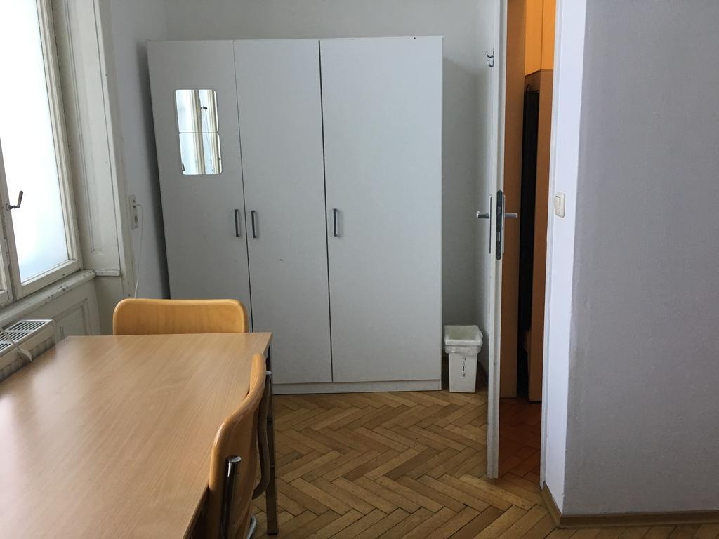 Chichilli Hostel Vídeň Exteriér fotografie
