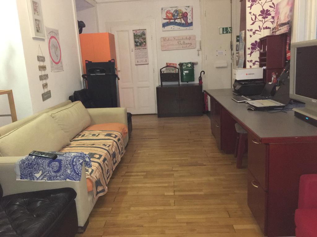 Chichilli Hostel Vídeň Exteriér fotografie