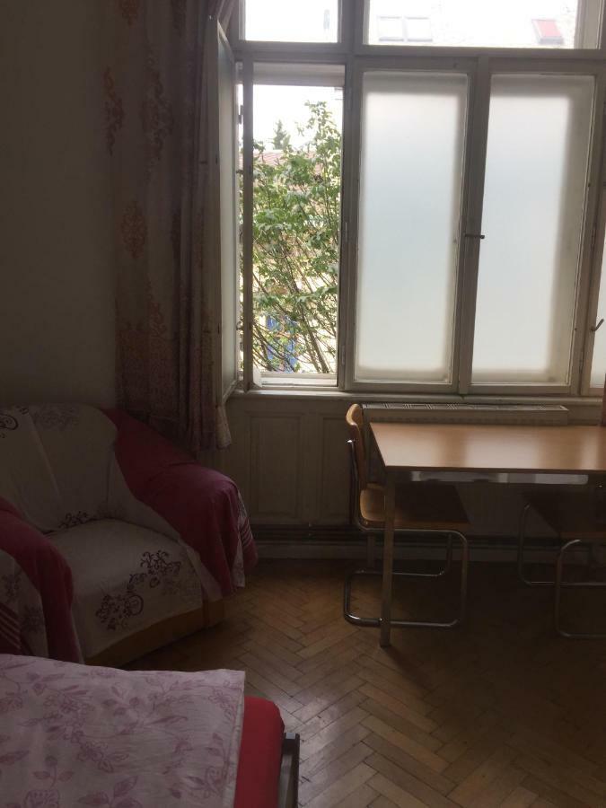 Chichilli Hostel Vídeň Exteriér fotografie