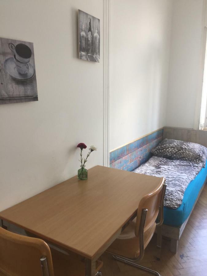 Chichilli Hostel Vídeň Exteriér fotografie